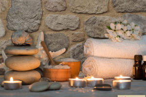 wandverkleidung_stein_arcadian_mathios_stone_steinwand_verblender_verblendsteine_wohn-room
