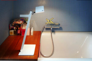 wandverkleidung_licht_roxxane_leggera-52-cableless-light_nimbus-group_wohn-room