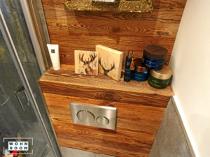 wandverkleidung_holz_scheunenholz_braun_holzwand_holzpaneele_wandpaneele_wand_wohn-room