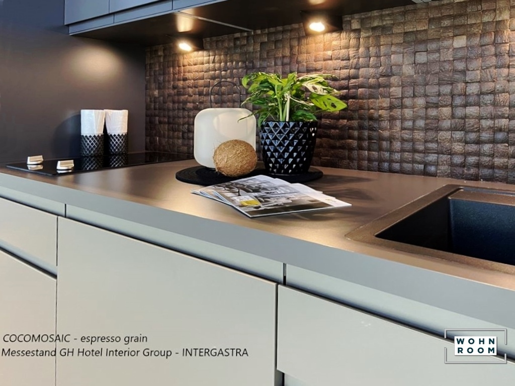 wandverkleidung_kokos_espresso_grain_cocomosaic_kokospaneele_wohn-room