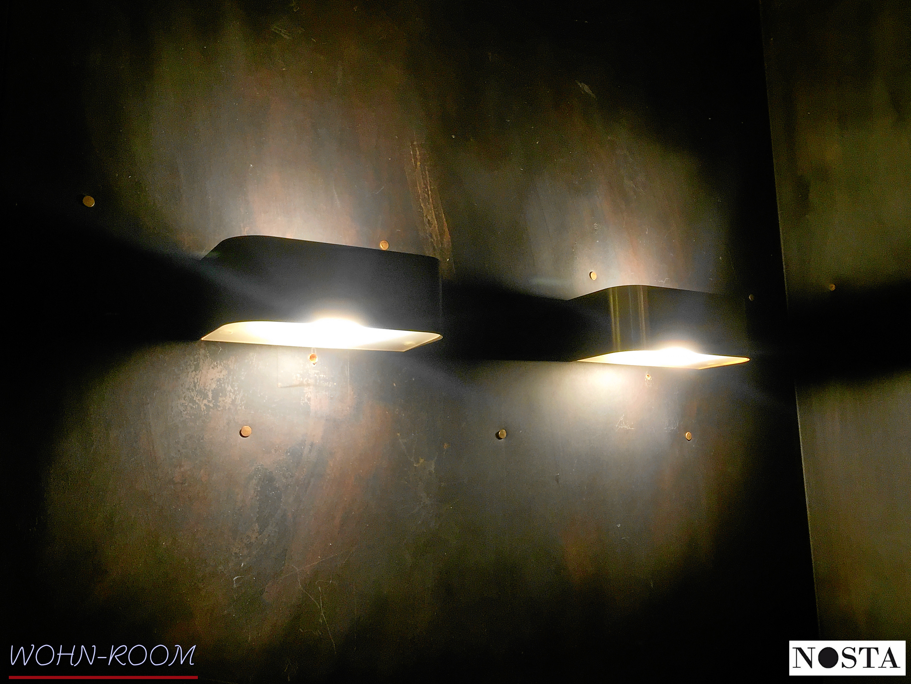 wandverkleidung_licht_paris_nosta_hi_lite_wohn-room